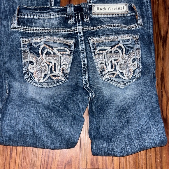 Rock Revival - Picture 2 of 3